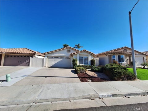 Photo of 28230 Avenida Francesca, Menifee, CA 92585 (MLS # SW26122976)