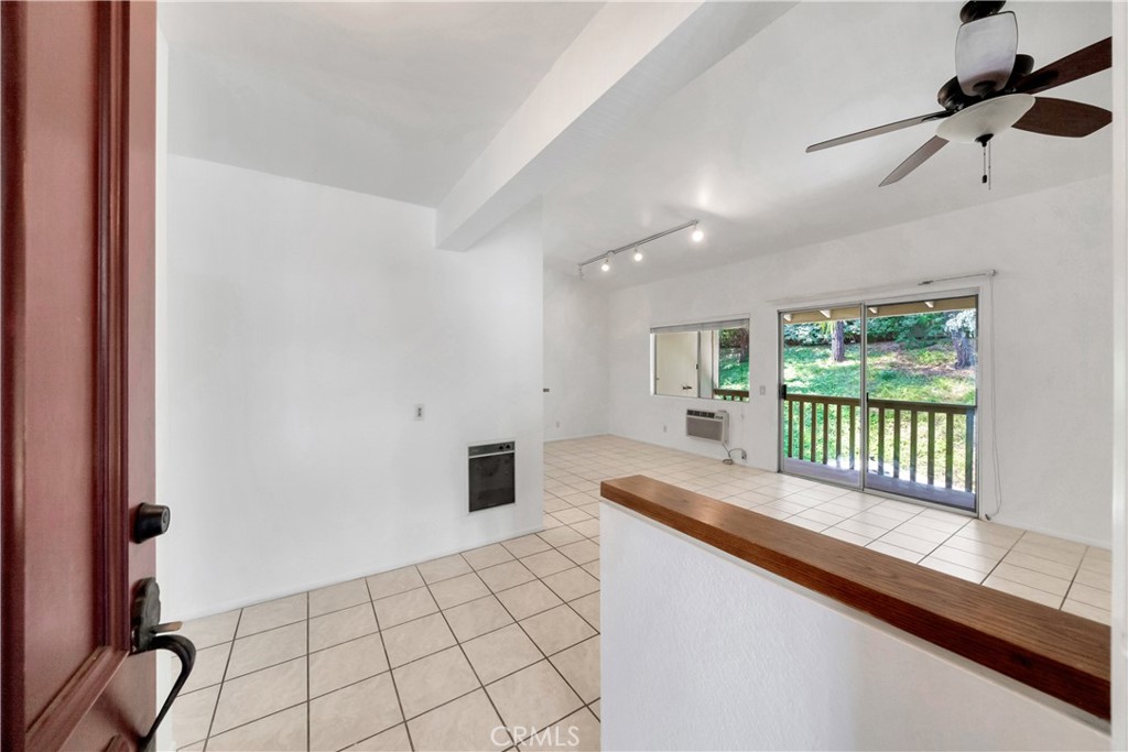 23251 La Glorieta 66