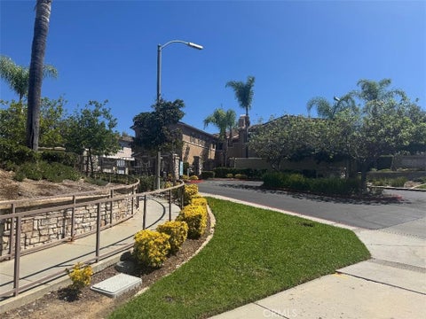 Photo of 26364 Arboretum WAY #3301, Murrieta, CA 92563 (MLS # DW26207264)