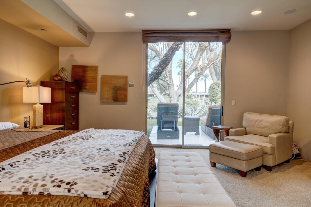 Indian Wells C.C. - Residential Lease