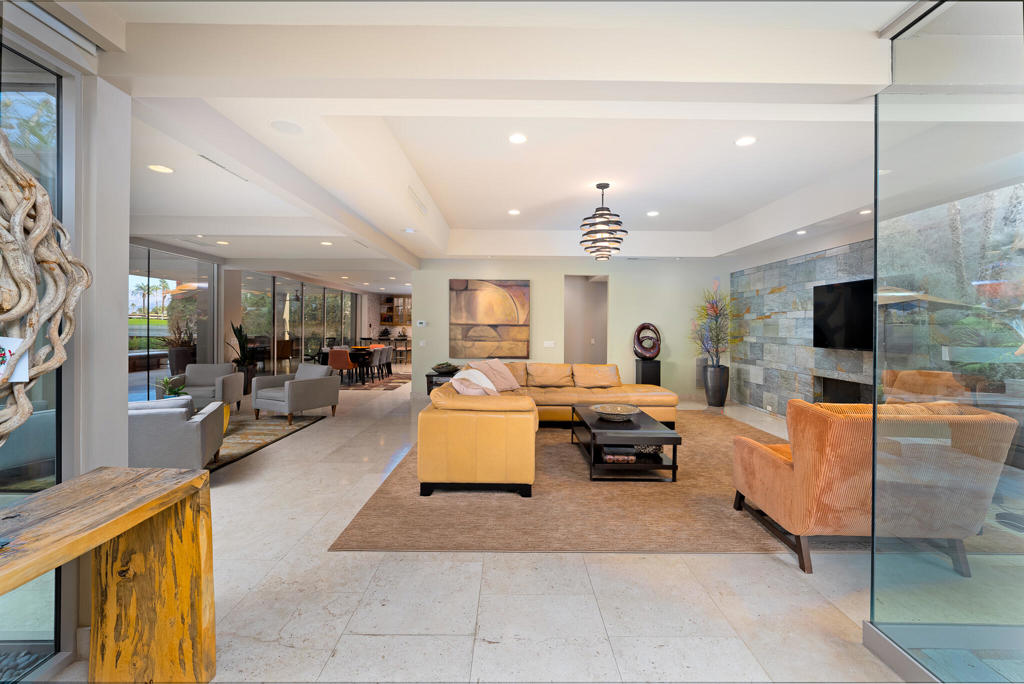 Indian Wells C.C. - Residential Lease