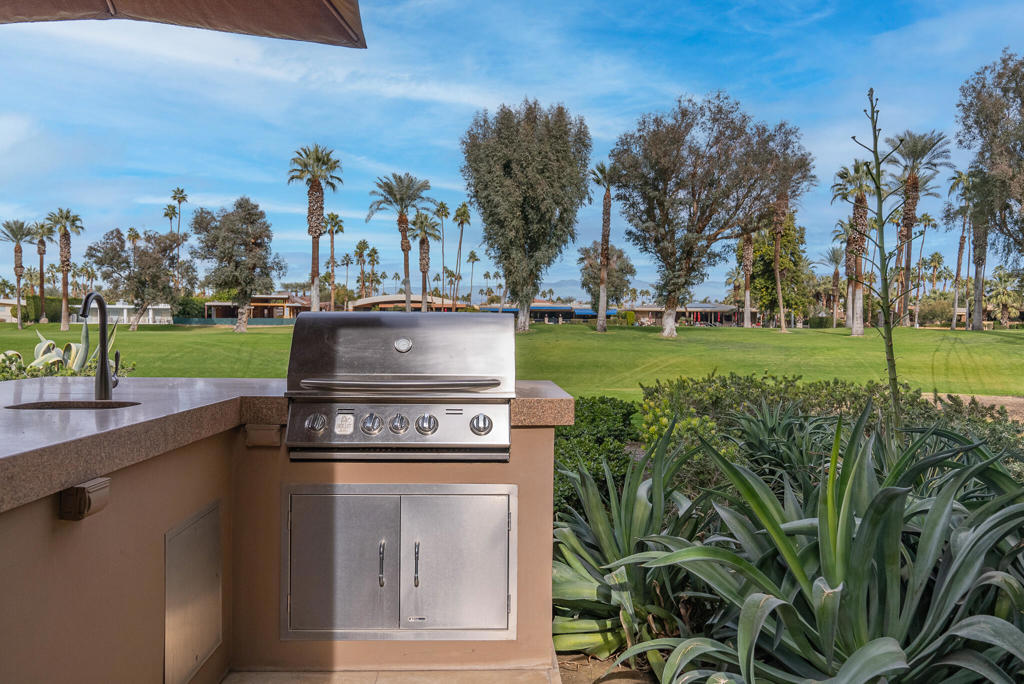 Indian Wells C.C. - Residential Lease