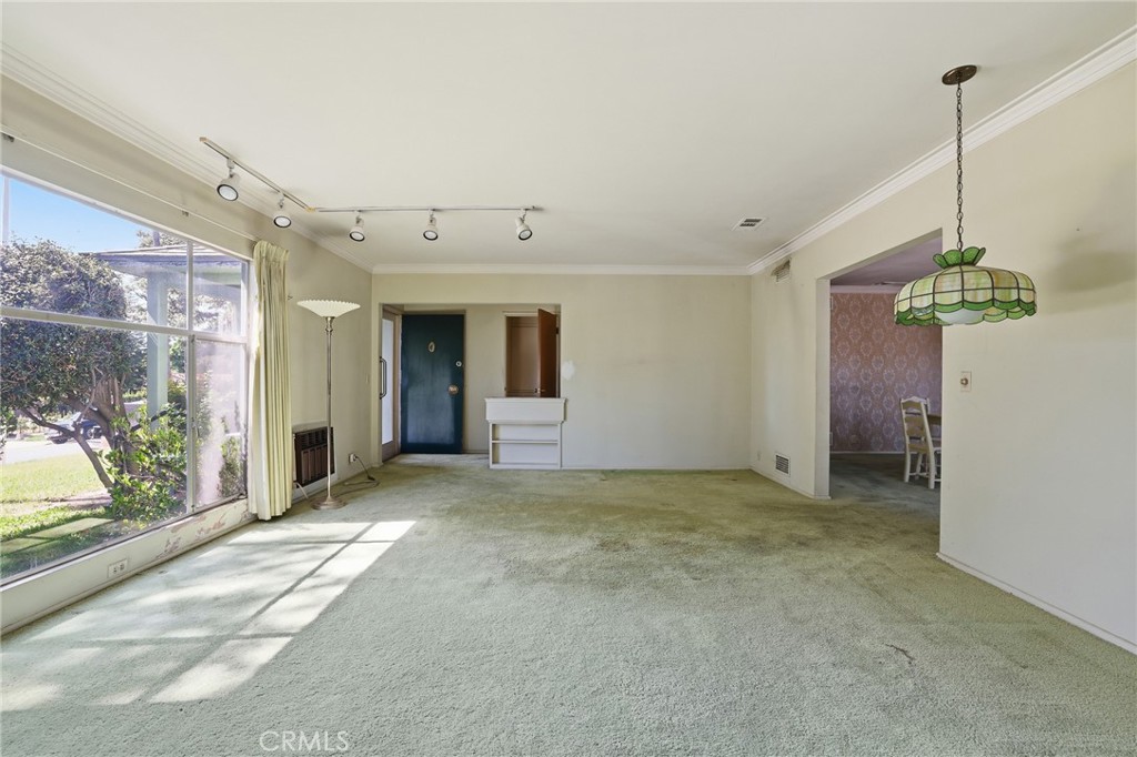 1295 E Woodbury Road