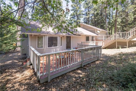 Photo of 43133 Moonridge Rd Rd, Big Bear, CA 92315 (MLS # PW25127143)