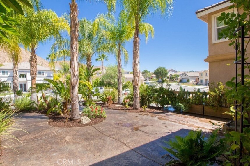 24963 Sunset Vista Avenue