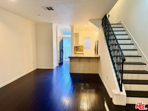 Photo of 917 N Sierra Bonita Avenue #3, West Hollywood, CA 90046 (MLS # 25614963)