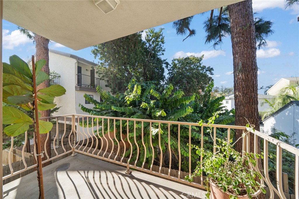 Eastside (ES) - Residential Lease