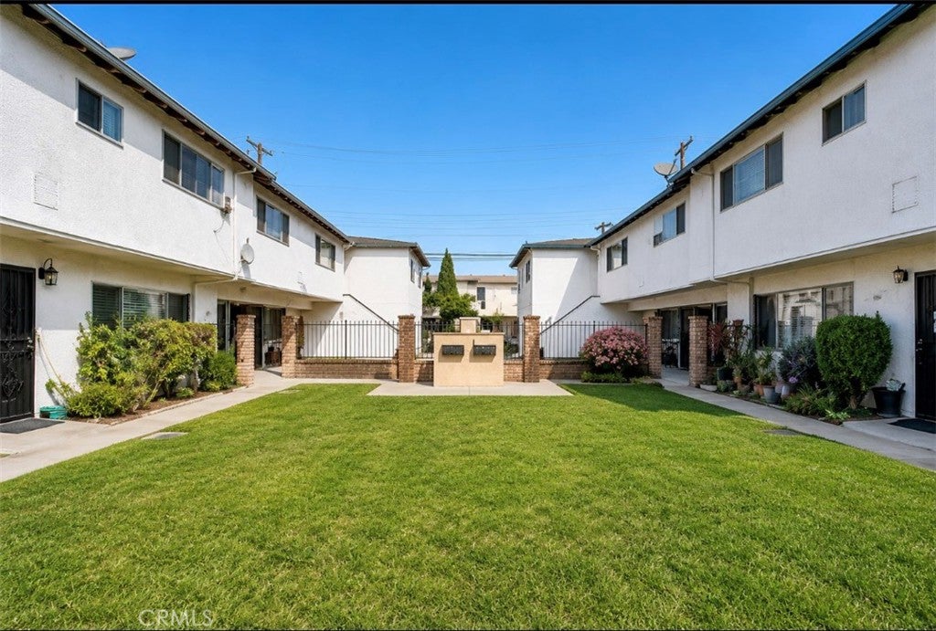 6021 Gage Ave 3