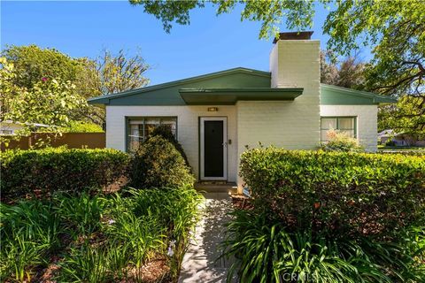 Photo of 5528 Village Green Grn, Los Angeles, CA 90016 (MLS # TR26069027)