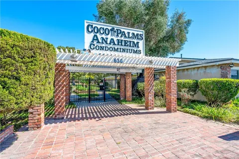 630 S Knott Ave Unit 6, Anaheim, CA 92804 - MLS#: OC26058532