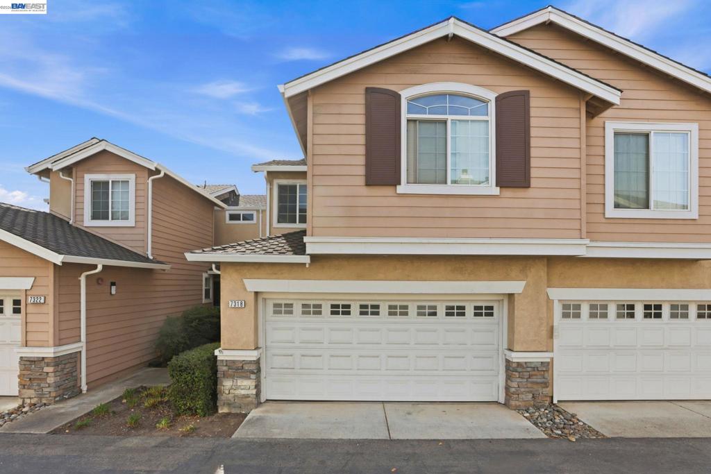 7318 Bower Ln