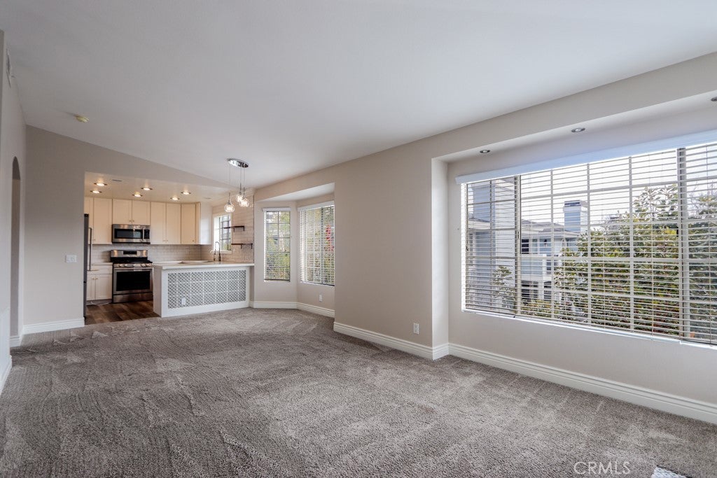 23412 Pacific Park 12I