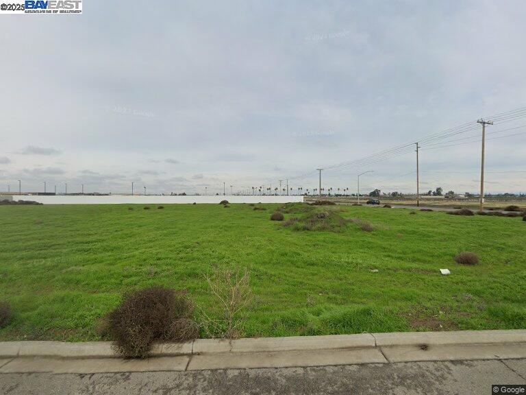 - Land