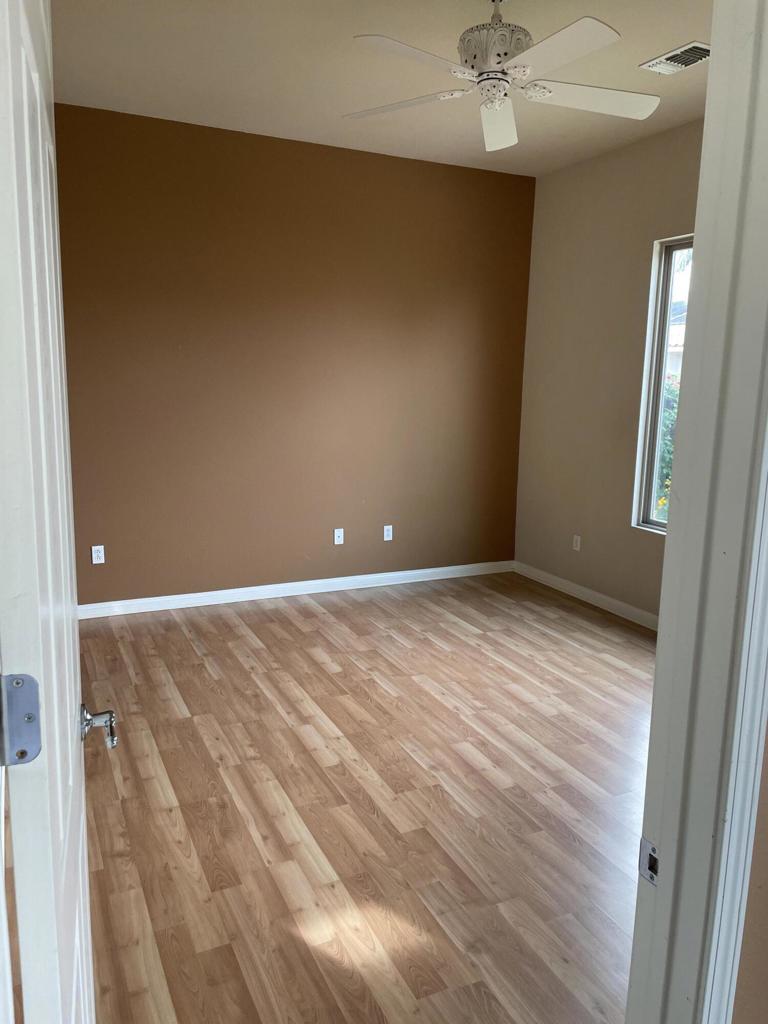 81602 Avenida Contento