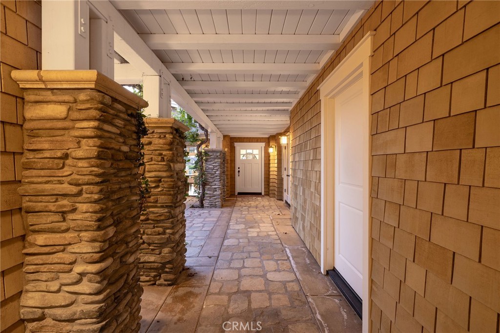 633 Rockford Road
