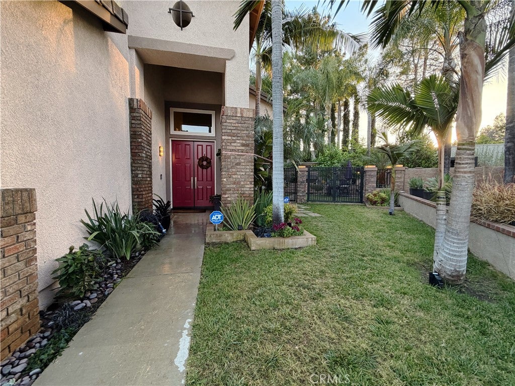 4325 Torrey Pines