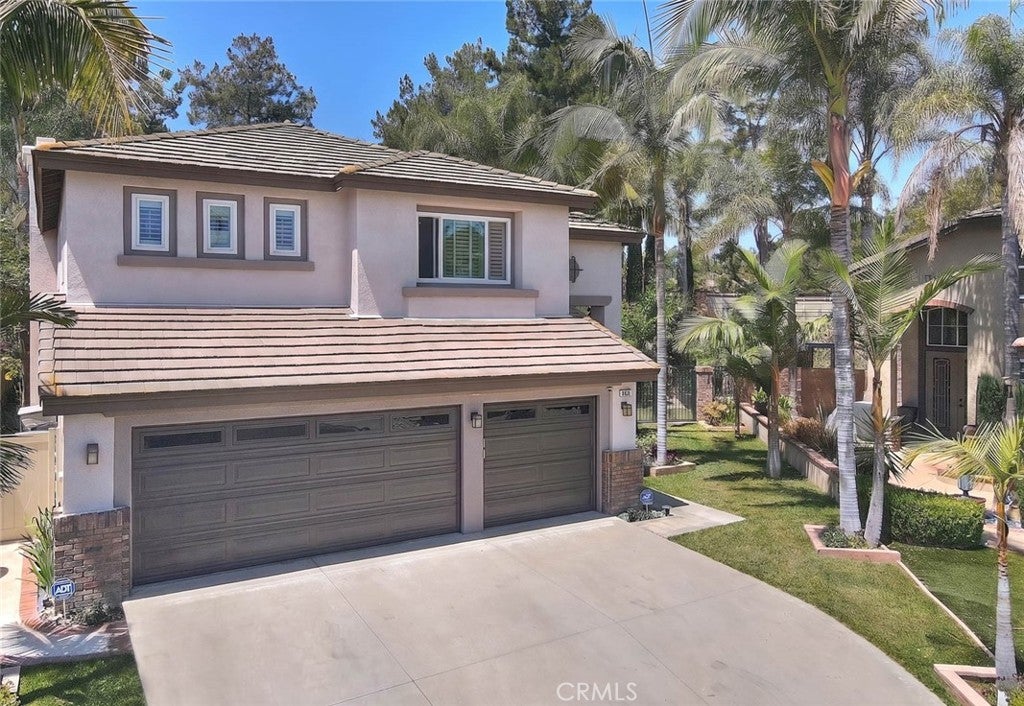 4325 Torrey Pines