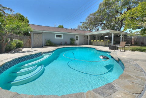 Photo of 1517 E 19th ST, Santa Ana, CA 92705 (MLS # CV26110553)