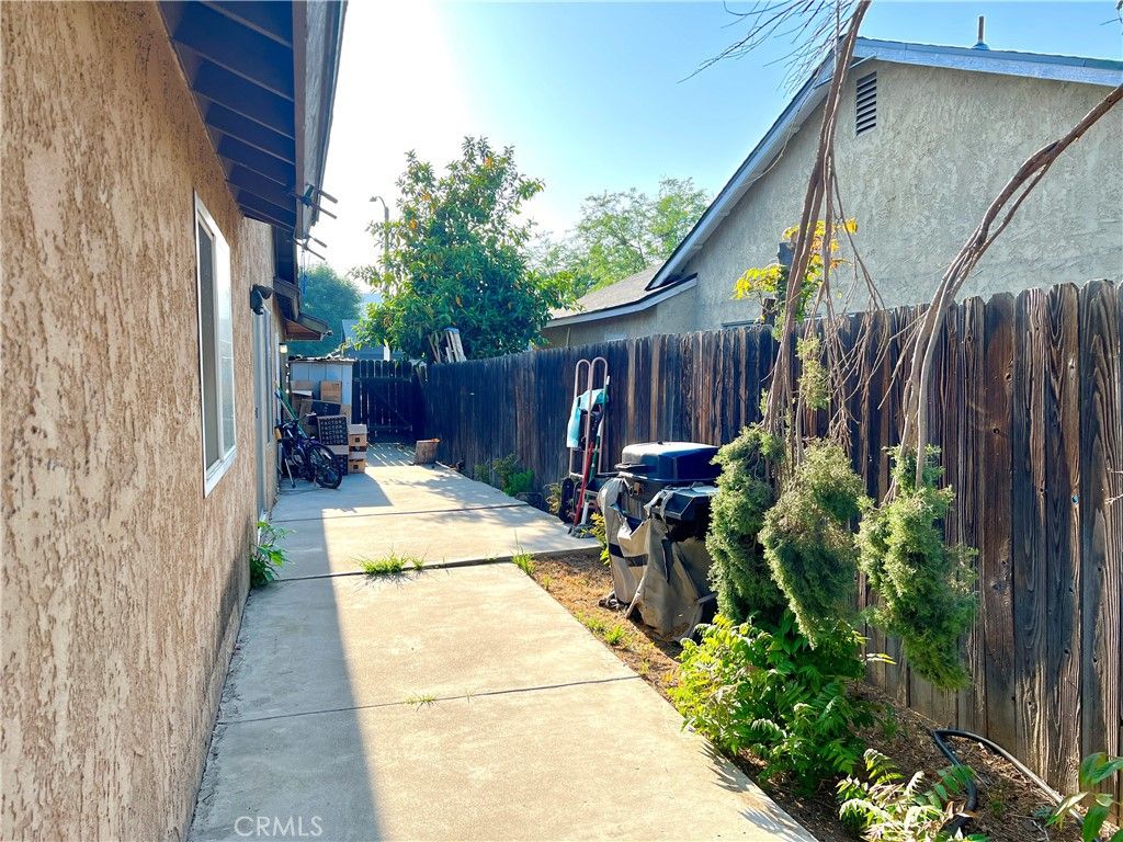 listing image 130729155453362585690