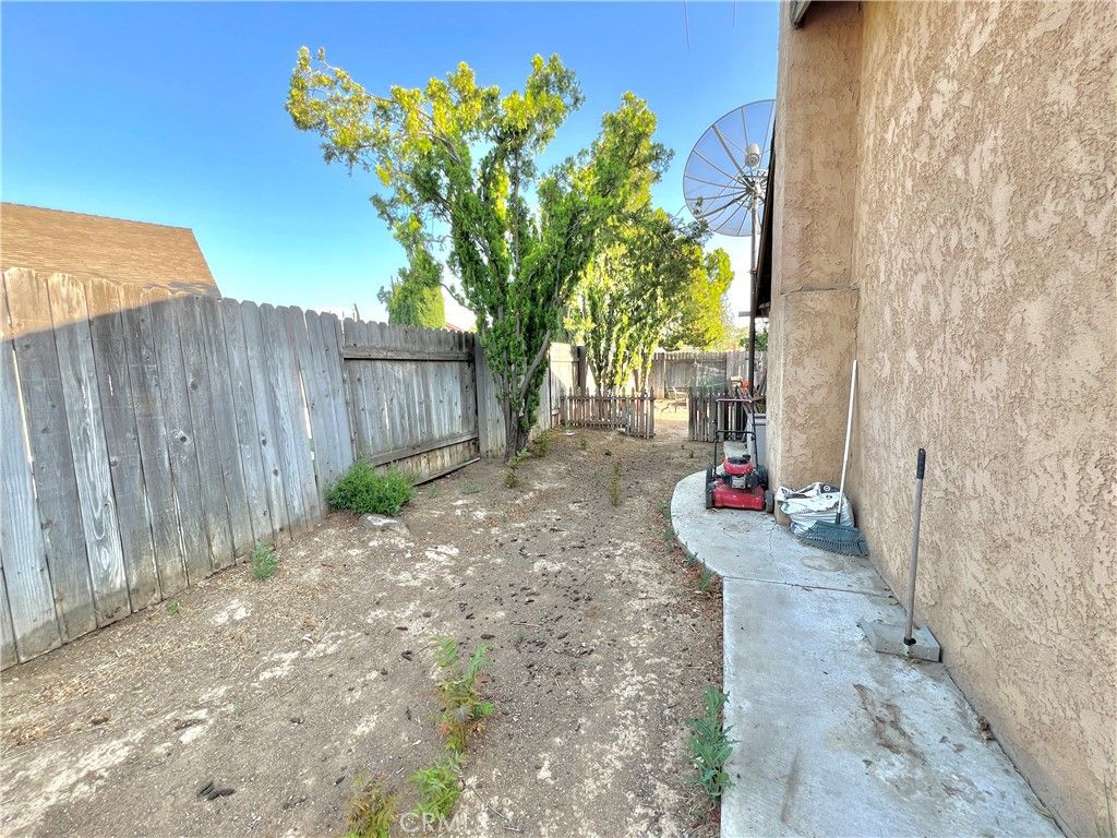 listing image 130722961429351188064