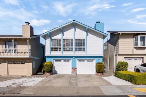 Photo of 290 Warwick Street, Daly City, CA 94015 (MLS # ML82066147)