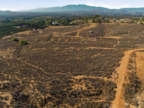 Tiny photo for 102 Sorrento Hills, Riverside, CA 92504 (MLS # IV26200012)