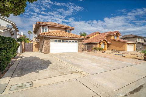 Photo of 17222 Fern St, Fontana, CA 92336 (MLS # CV25245549) Photo of 17222 Fern St, Fontana, CA 92336 (MLS # CV25245549)