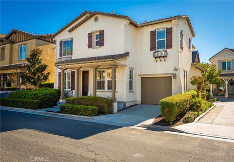 Photo of 31795 Green Oak Way Way, Temecula, CA 92592 (MLS # IV26223931)