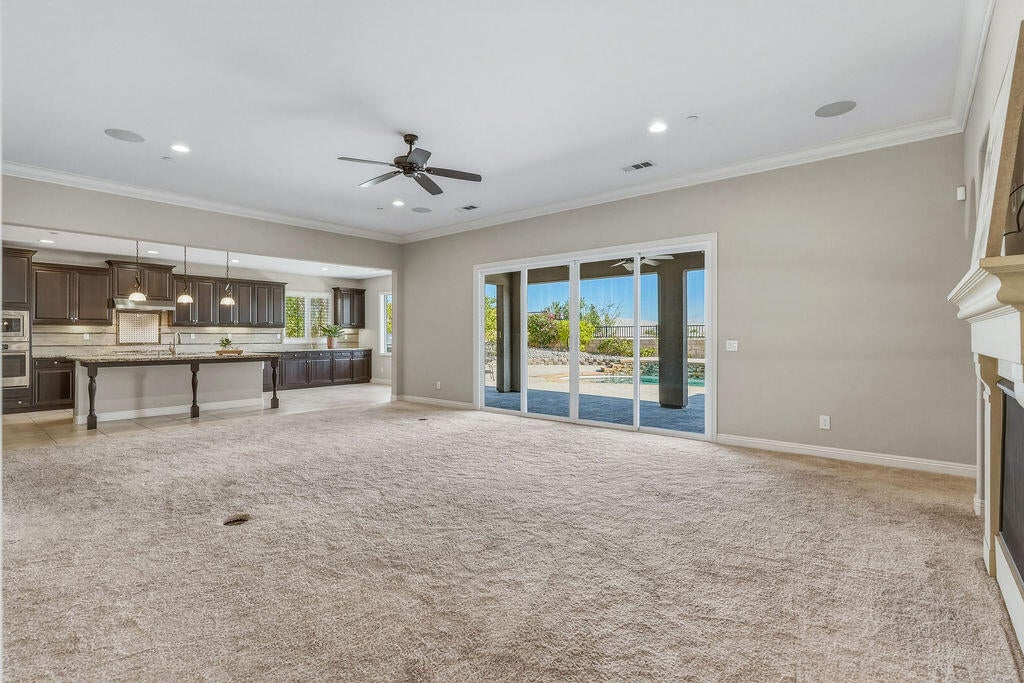 73636 Vermeer Way