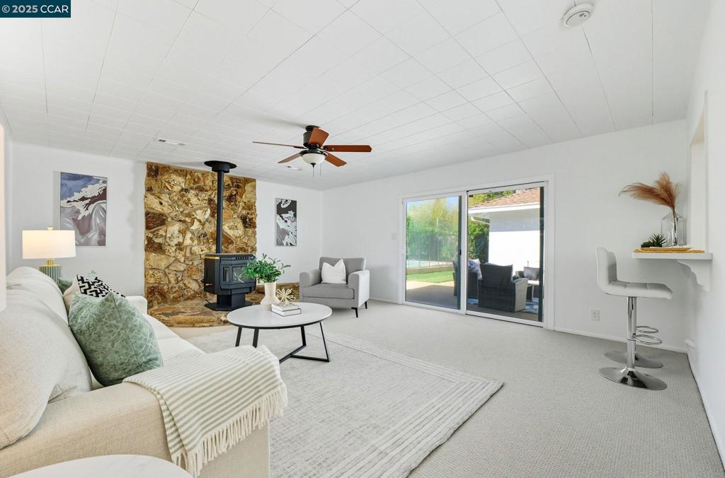 GREGORY GARDENS - Residential