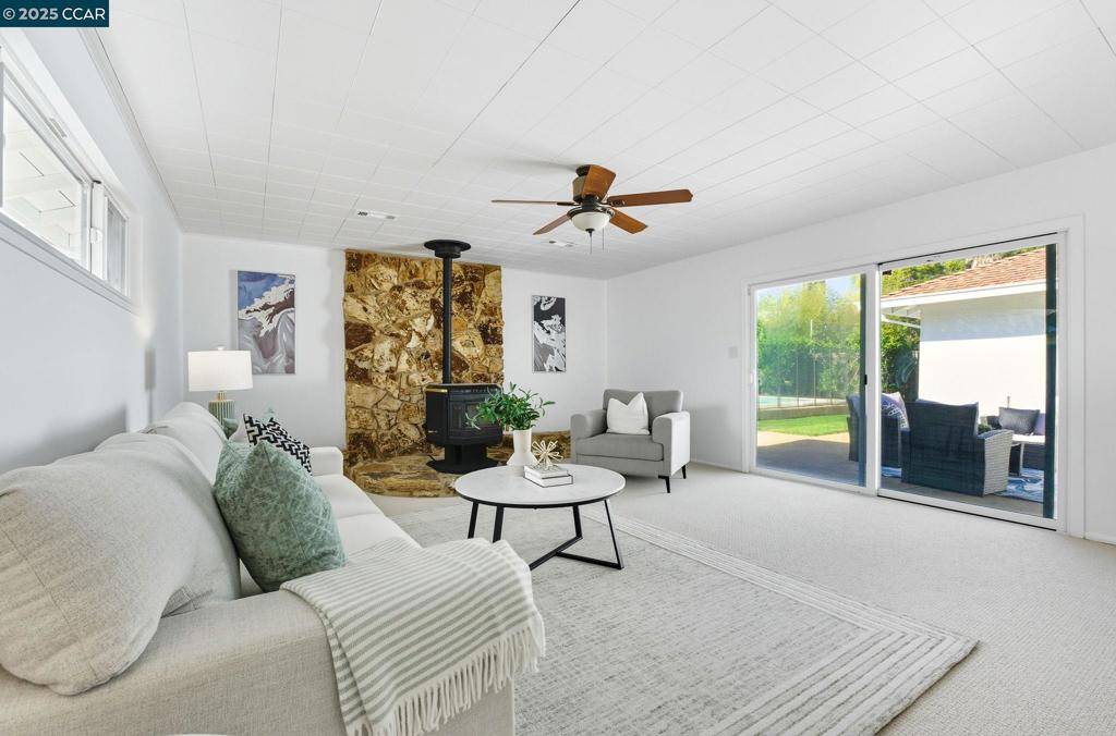 GREGORY GARDENS - Residential