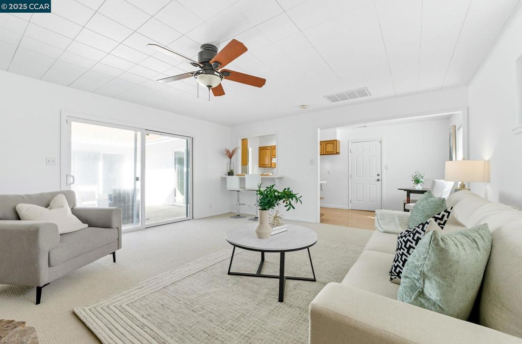GREGORY GARDENS - Residential