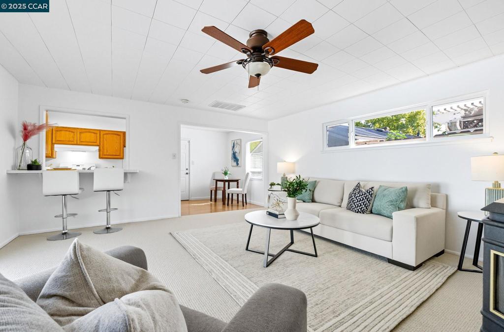 GREGORY GARDENS - Residential