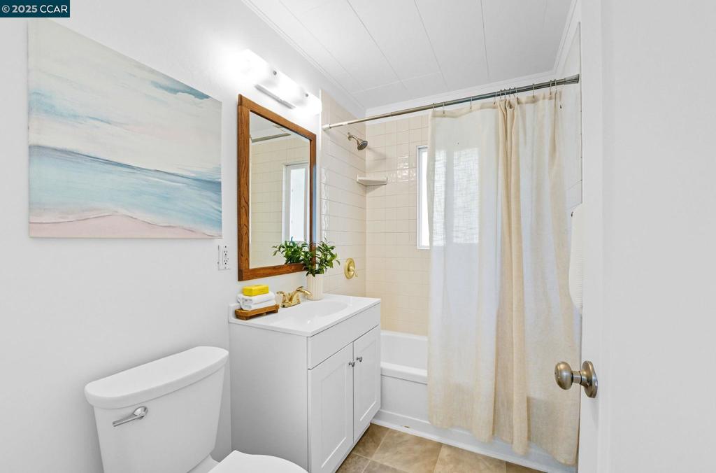 GREGORY GARDENS - Residential