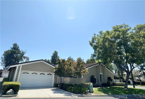 Photo of 12 Springwater, Irvine, CA 92604 (MLS # PW26160596)