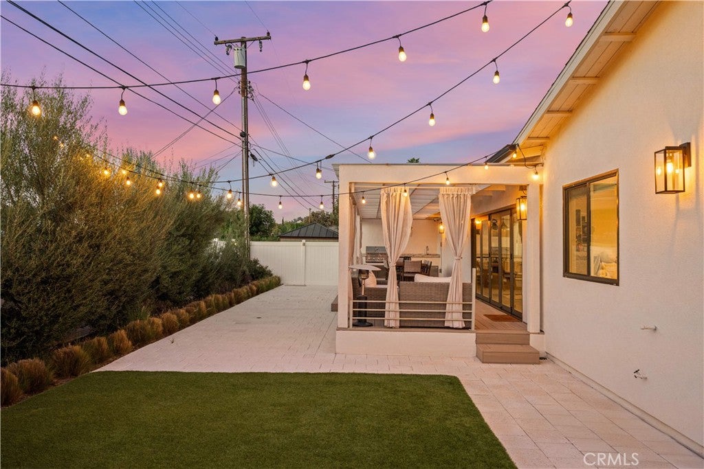 13321 Bubbling Well Road, Tustin CA 92780 - Photo 52