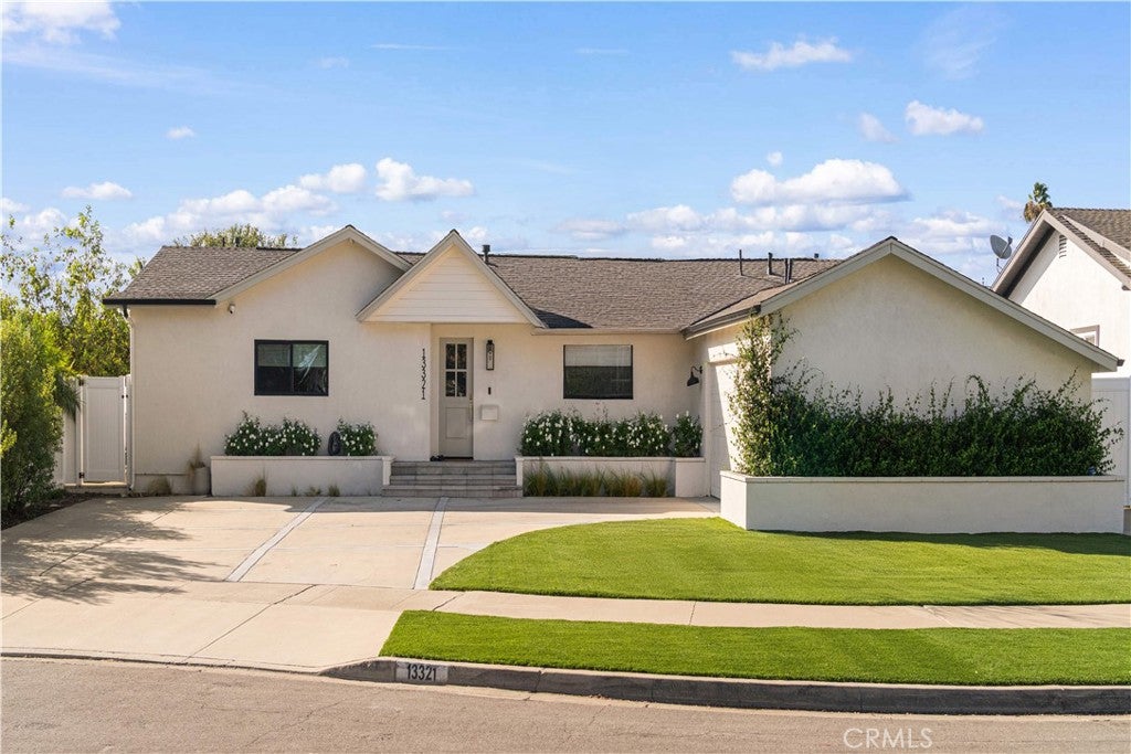 13321 Bubbling Well Road, Tustin CA 92780 - Photo 62