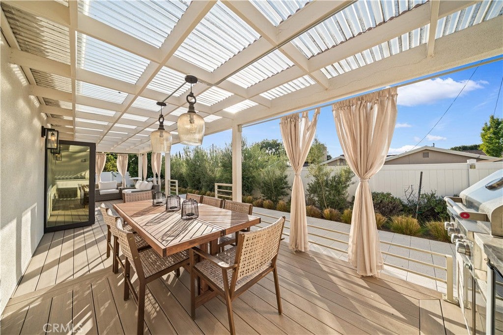 13321 Bubbling Well Road, Tustin CA 92780 - Photo 21