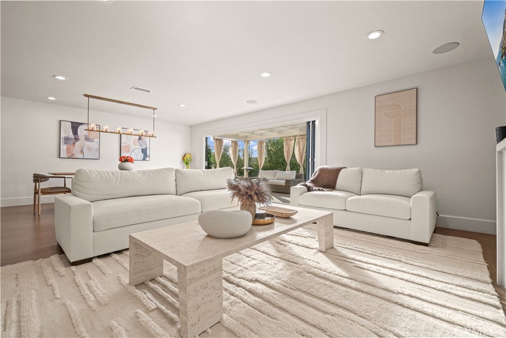 13321 Bubbling Well Road, Tustin CA 92780 - Photo 7