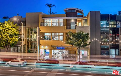 Photo of 2216 Main Street #8 Units, Santa Monica, CA 90405 (MLS # 25605795)