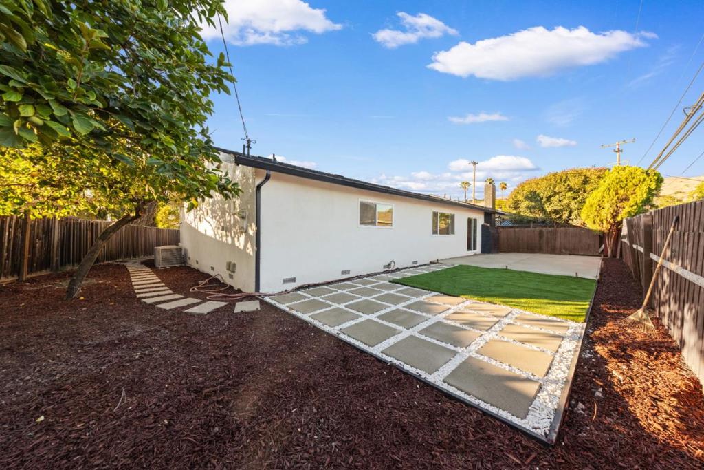 1408 Stone Creek Drive