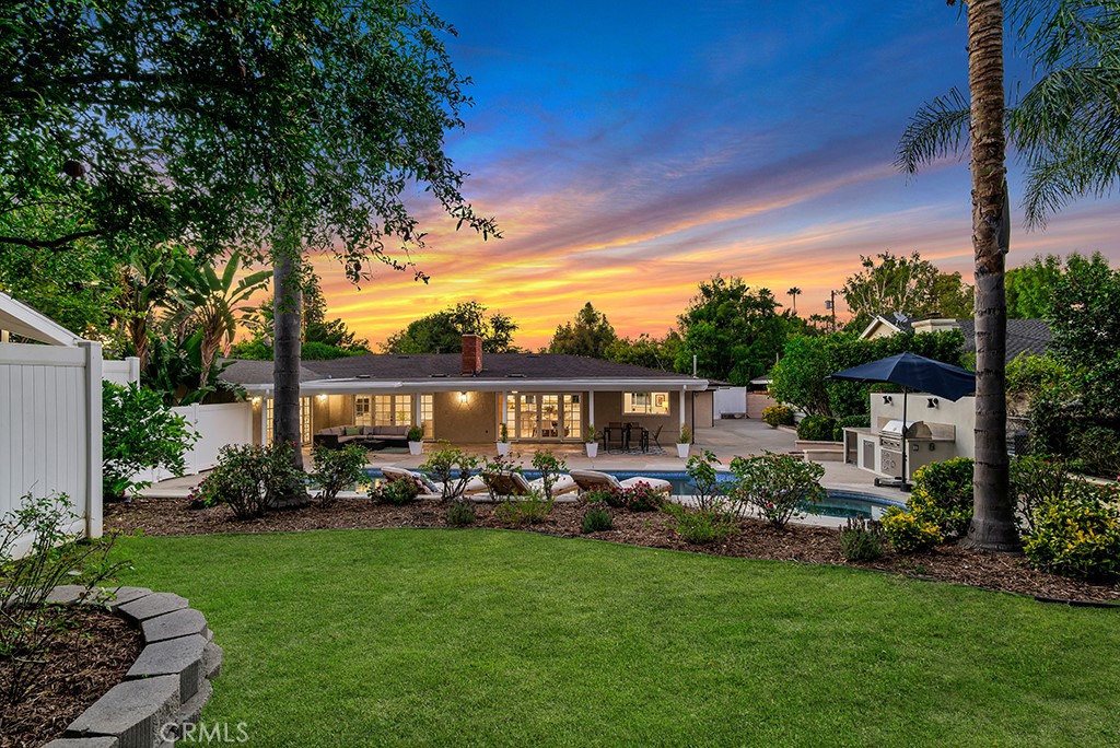 4540 Del Moreno Drive