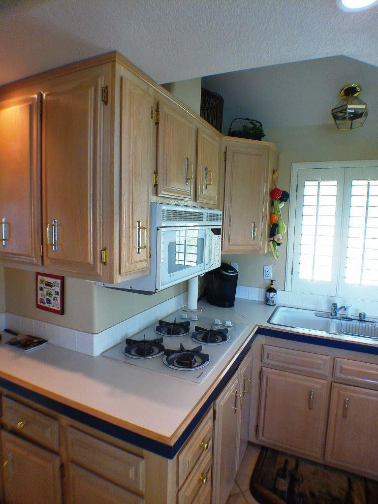 Rancho Casa Blanca - Manufactured In Park