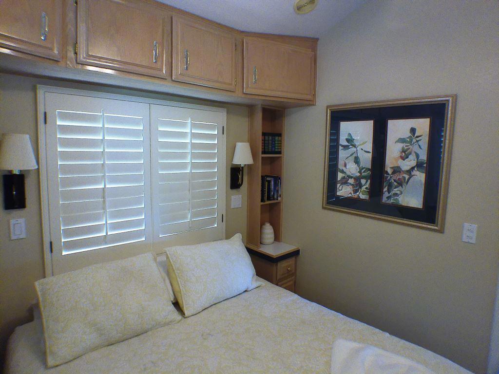 Rancho Casa Blanca - Manufactured In Park