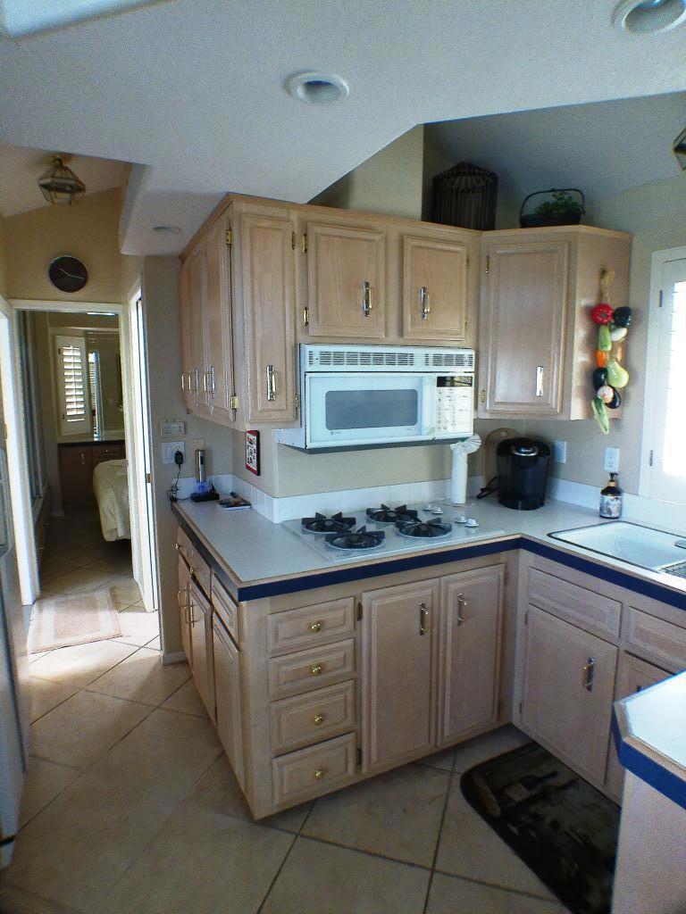 Rancho Casa Blanca - Manufactured In Park