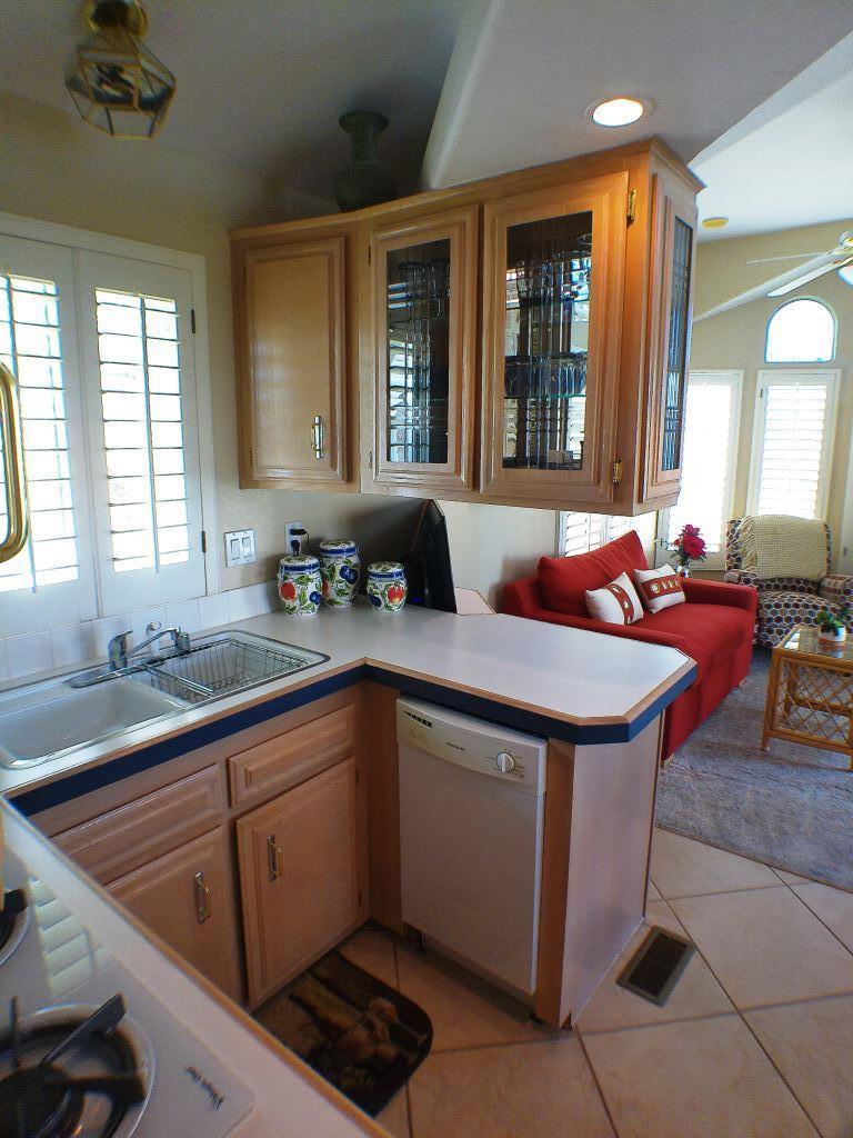 Rancho Casa Blanca - Manufactured In Park