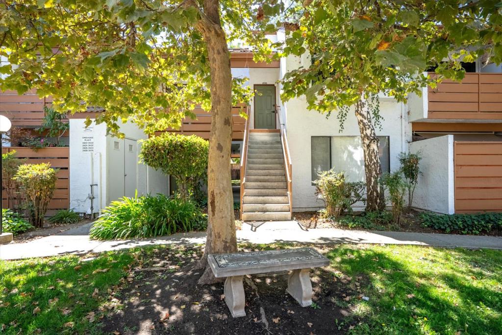 2424 Sequester Court