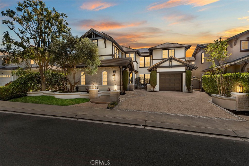 34 Vela Court