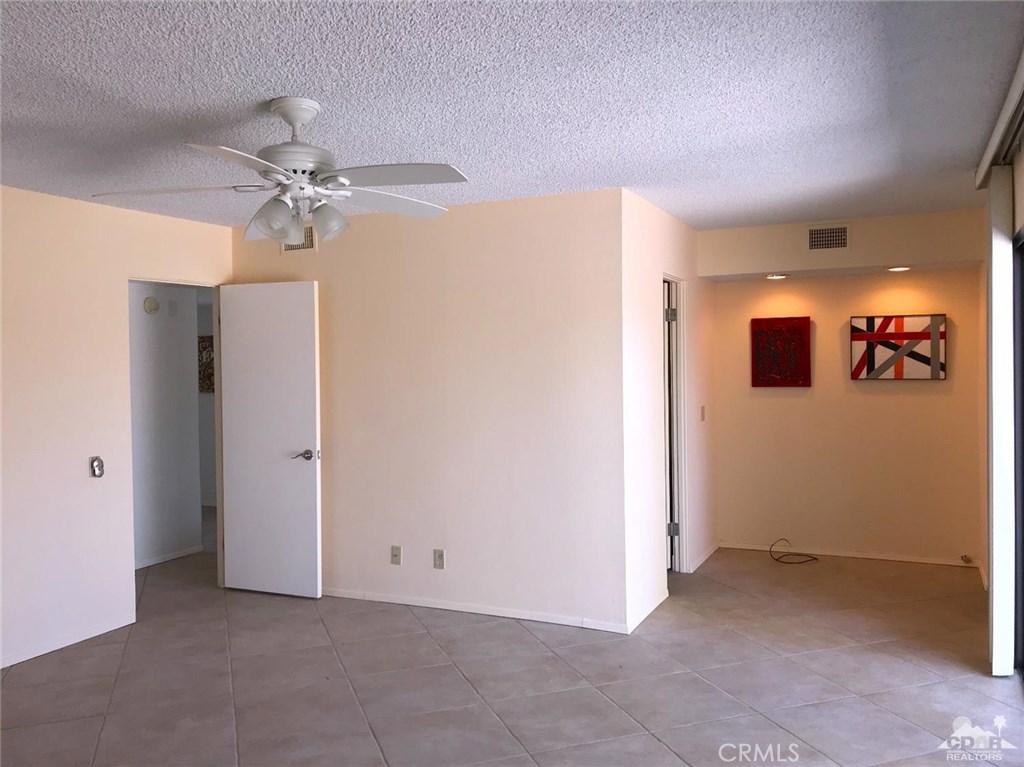 Saddlerock Estates - Residential