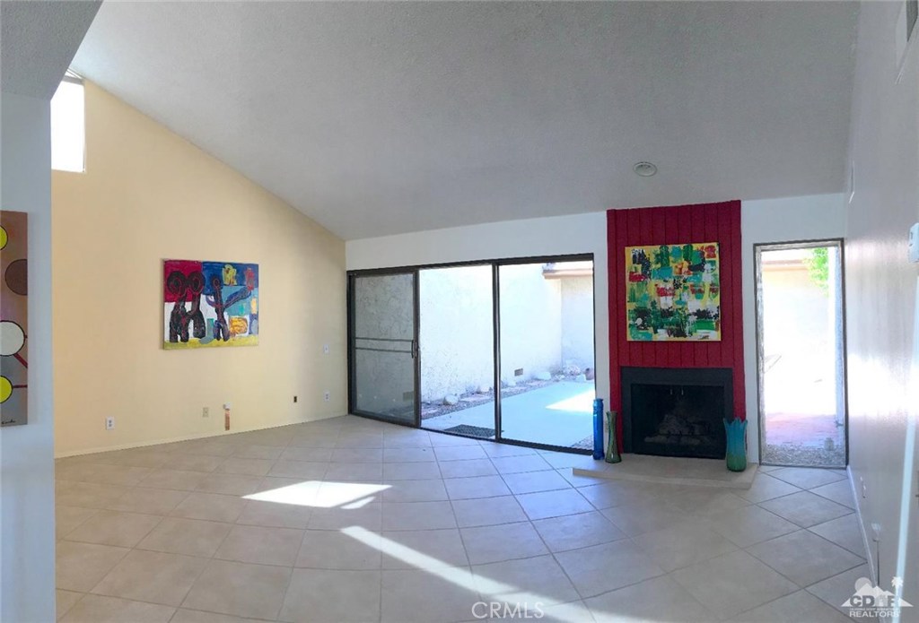 Saddlerock Estates - Residential